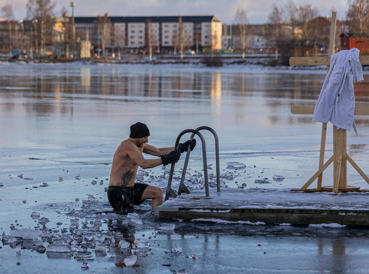 10 Surprising Health Benefits of Cold Plunging: What Science Says
